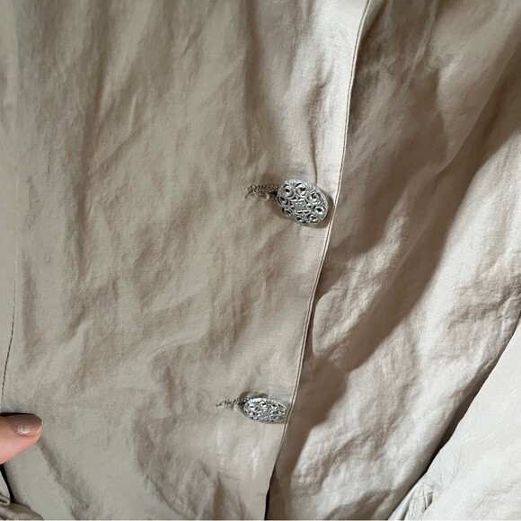 On Parle De Vous Ruffled Neck Belted Trench-coat in Beige XL - Picture 10 of 16